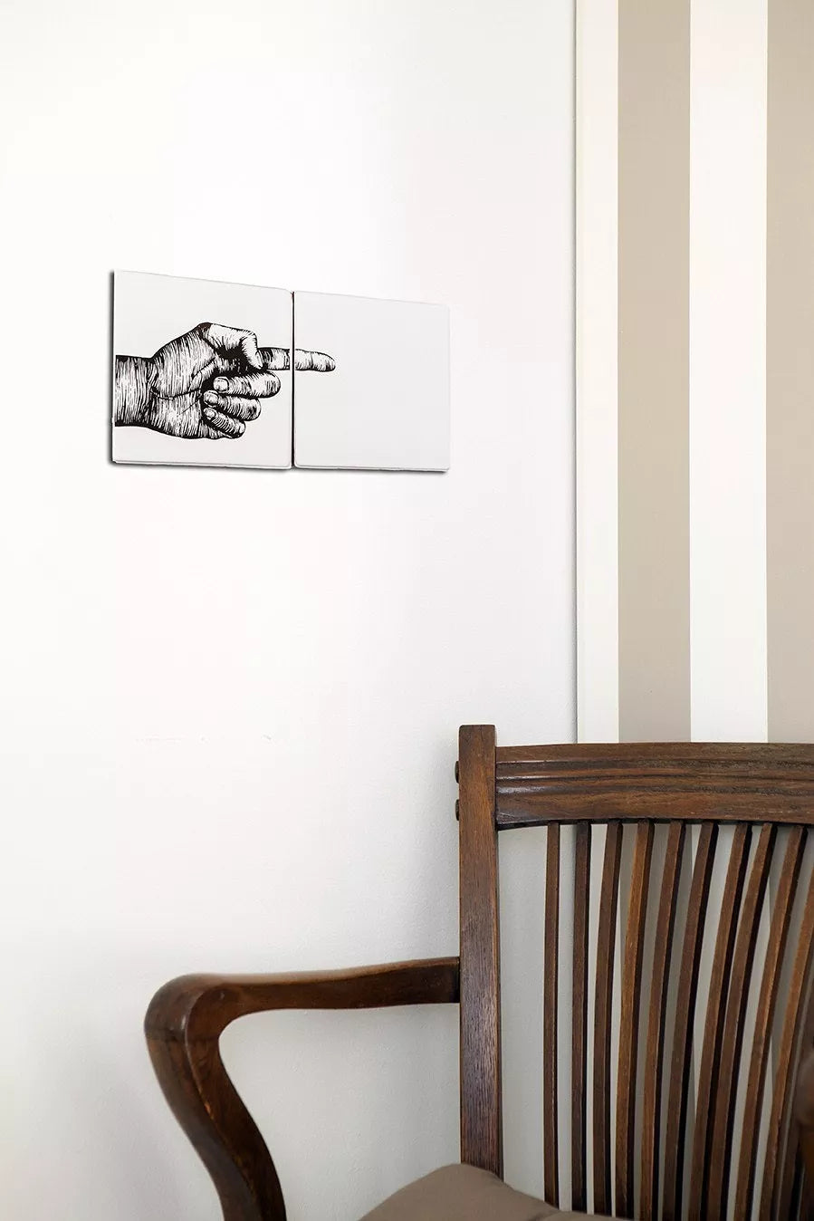 Bussoga Pointing Finger Decorative Tile